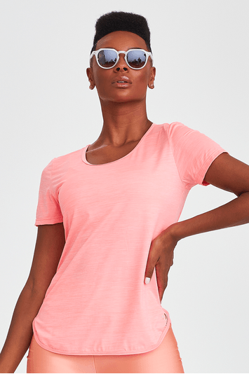 T-SHIRT VIVANT BÁSICA ROSA CHICLETE