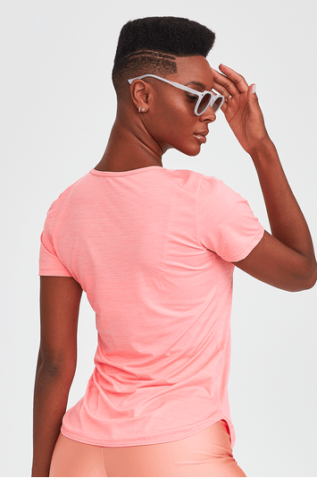 T-SHIRT VIVANT BÁSICA ROSA CHICLETE