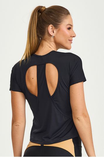 BLUSA UV COM ABERTURA NAS COSTAS PRETO