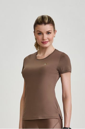 BLUSA UV COM ABERTURA NA BARRA  MARROM CASTANHO