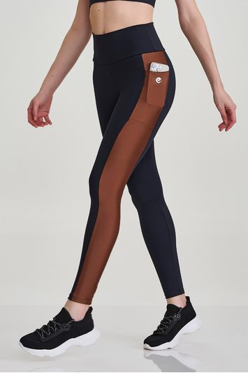 LEGGING HYPER COM BOLSO NA LATERAL  PRETO