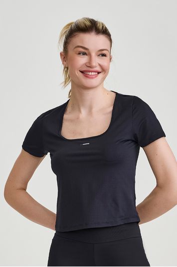 BLUSA TEXTURIZADA DRY PRETA