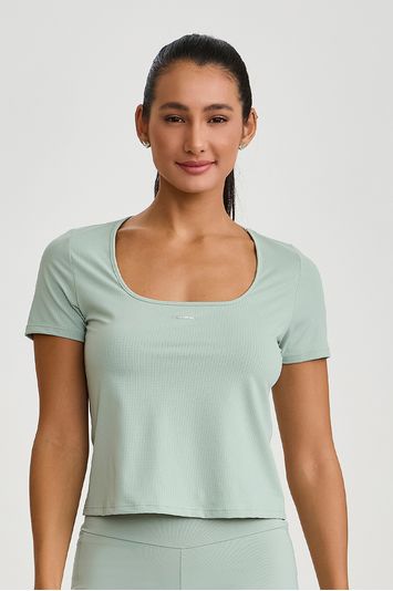 BLUSA TEXTURIZADA DRY  VERDE ALOE