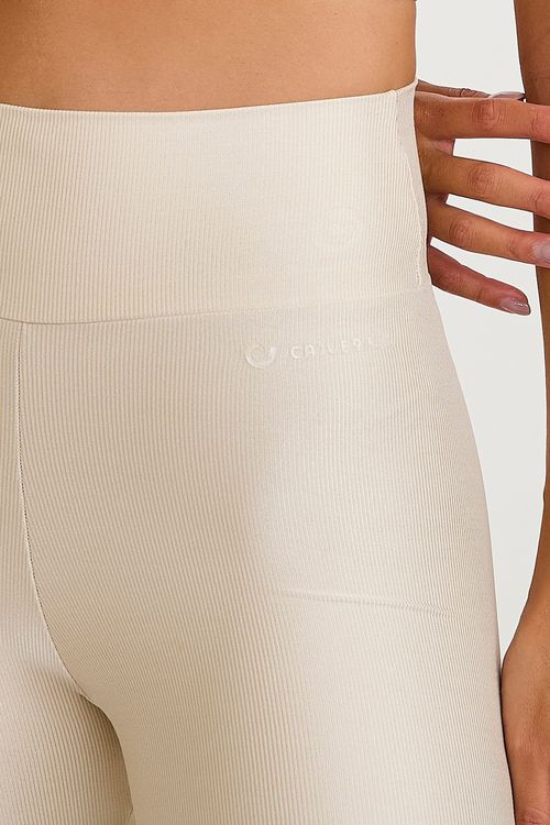 LEGGING ESSENCIAL OFF WHITE