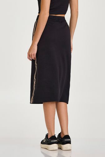 SAIA MIDI COM BOLSO PRETO