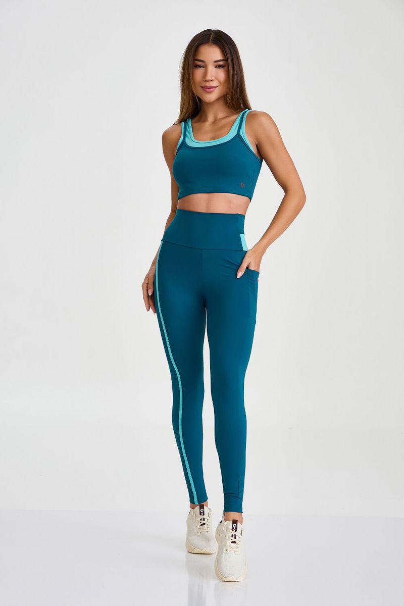 legging-fitness-com-compressao-e-bolsos-verde-frente_08.jpg