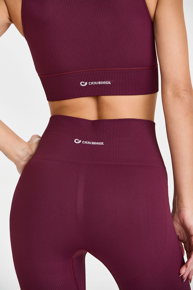 legging-fitness-sem-costura-canelada-com-empina-bum-bum-vinho-detalhe-cos_03.jpg