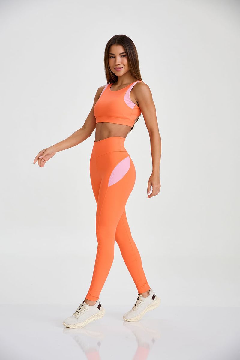 legging-fitness-com-compressao-e-bolso-no-cos-laranja-lateral_03.jpg