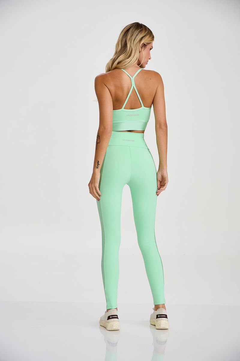 legging-fitness-com-bolso-verde-menta-costas_02.jpg